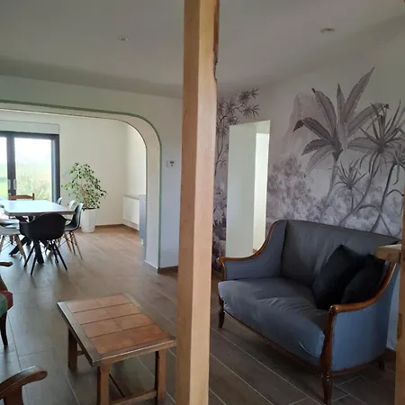 Chez Les Rene Holiday home