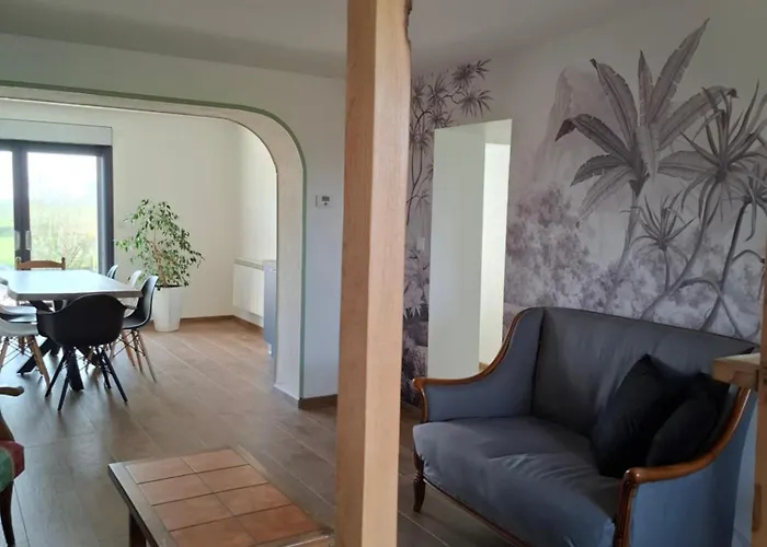 Chez Les Rene Holiday home