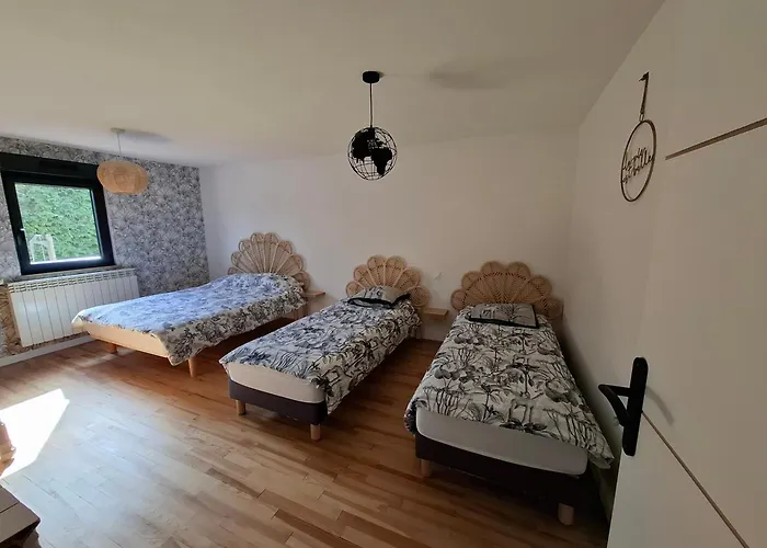 Holiday home Chez Les Rene Monetay-sur-Loire