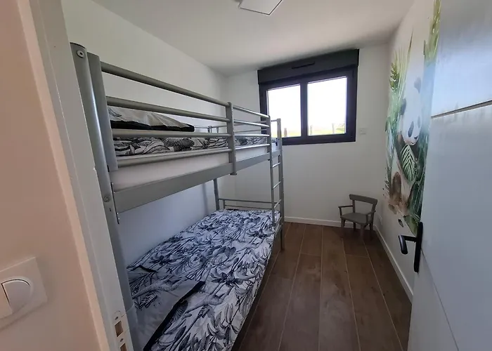 Chez Les Rene Holiday home *